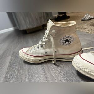 White Converse Chuck Taylor Women’s Size 8.5